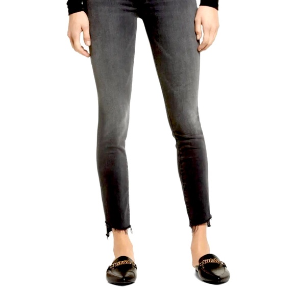 Low Rise Cropped & Frayed Hem - Picture 4 of 16